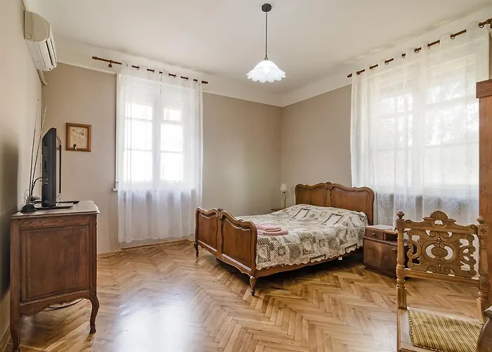 жасмин * Varna